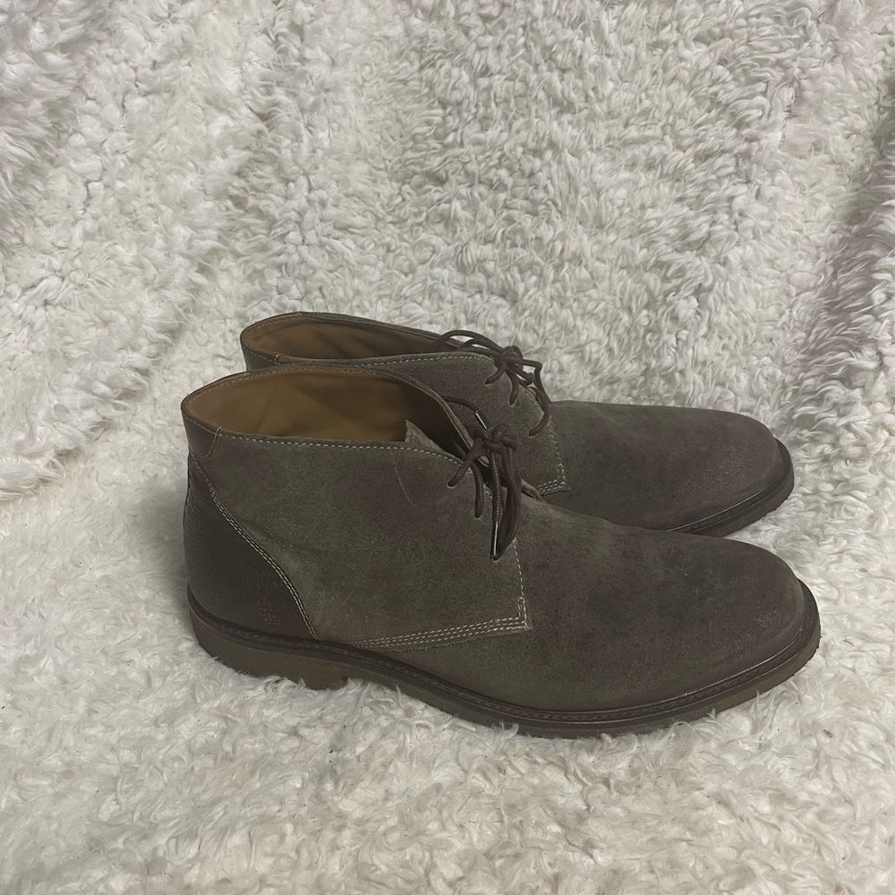 Johnston & Murphy lace up Boots leather Suede Brown pebble leather trim SZ10.5M